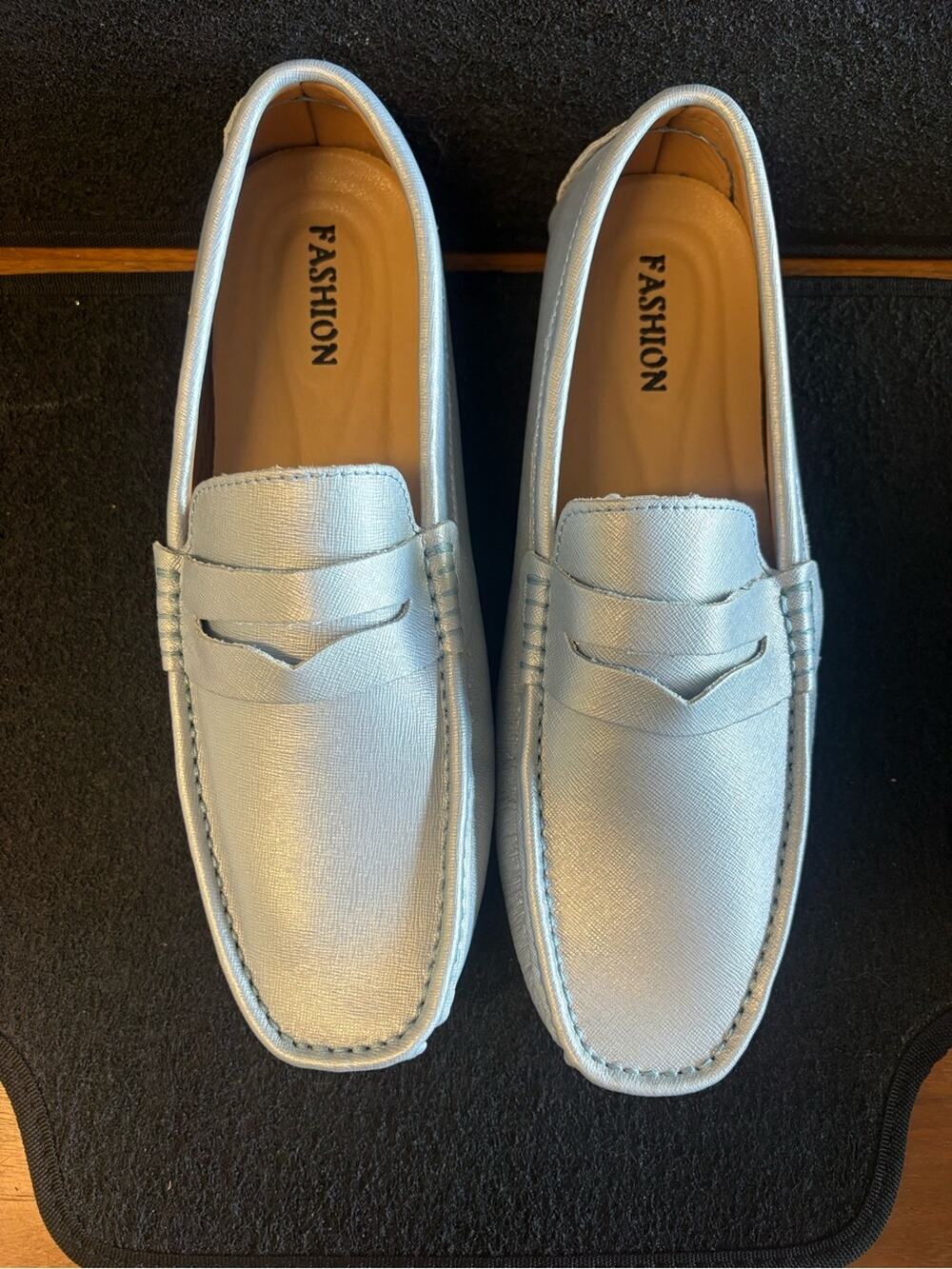 Men’s Silver Loafers Driving Shoes Size 47 EU Slip On Casual Flats NWOT